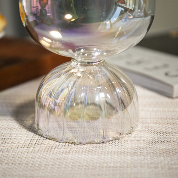 Jiateng classic cocktail glass with ribbed double-base, perfect for serving beverages, stylish and eye-catching for modern homes