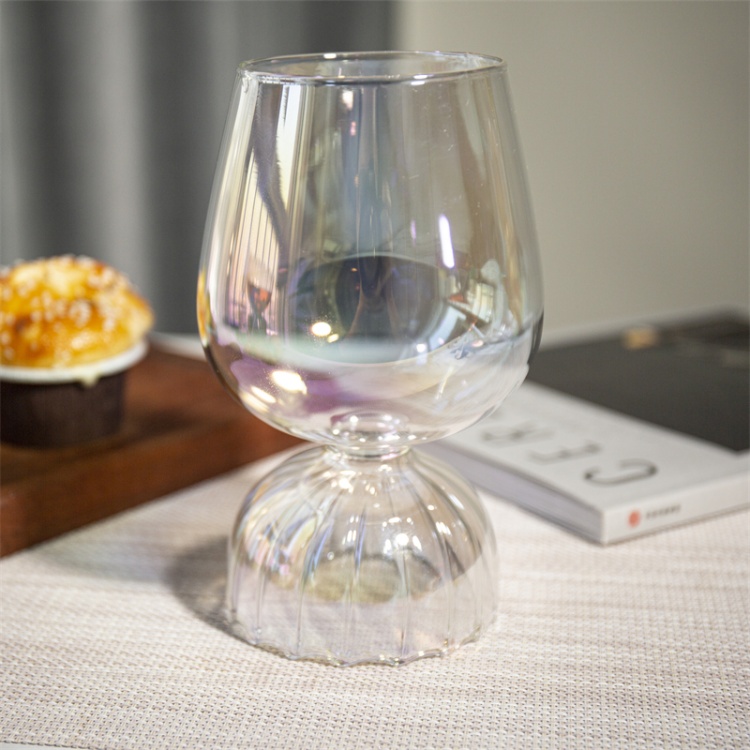Jiateng double-base cocktail glass, functional and decorative, ideal for serving whiskey, martinis, or special occasion drinks