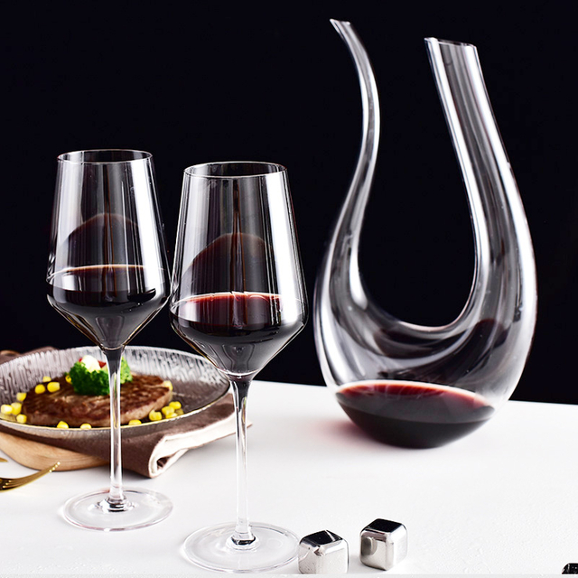 Jiateng high-quality wine decanter and glass set, perfect for red wine, fine dining, or gifting, elegant and stylish