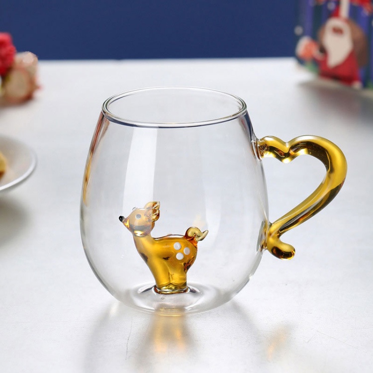 Jiateng creative glass cup with starfish inside, perfect for hot or cold drinks, stylish and decorative for table display