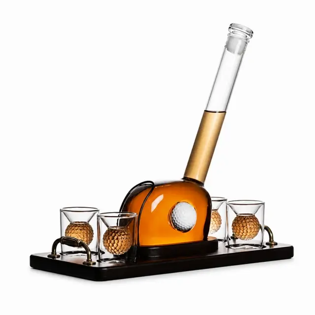 Golf whiskey decanter set with golf club inspired bottle and four themed glasses