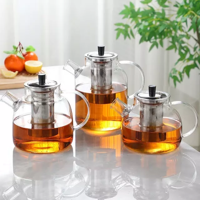 Premium borosilicate glass teapot with removable stainless steel infuser for loose leaf tea