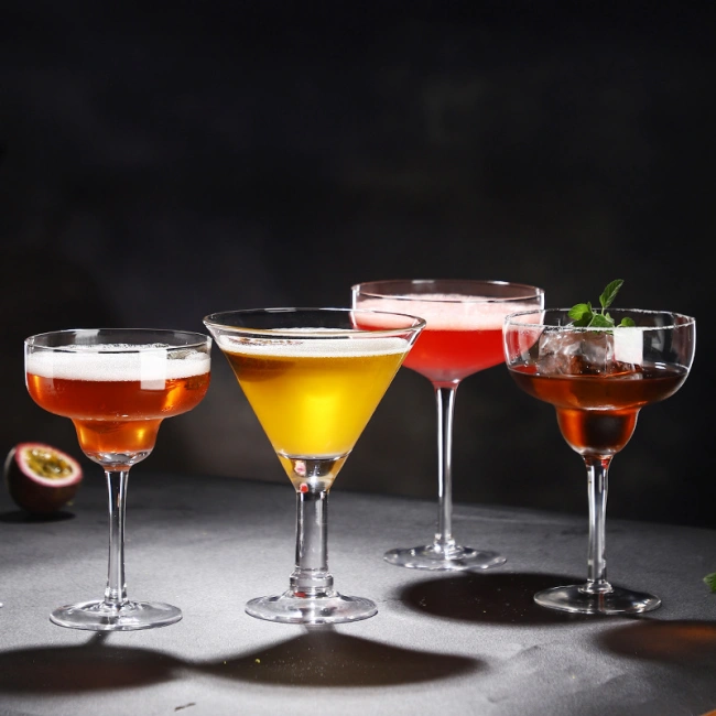 High-end large martini glasses by Jiateng for independent online stores and wholesale glassware supply
