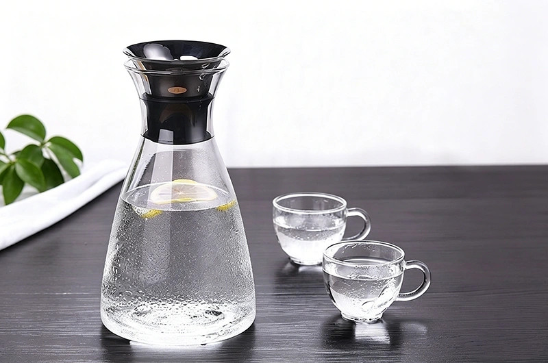 Why Borosilicate Glass Water Carafes Are the Best Choice for Modern Homes